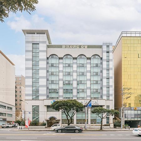 Jeju Parkside Tourist Hotel Екстериор снимка