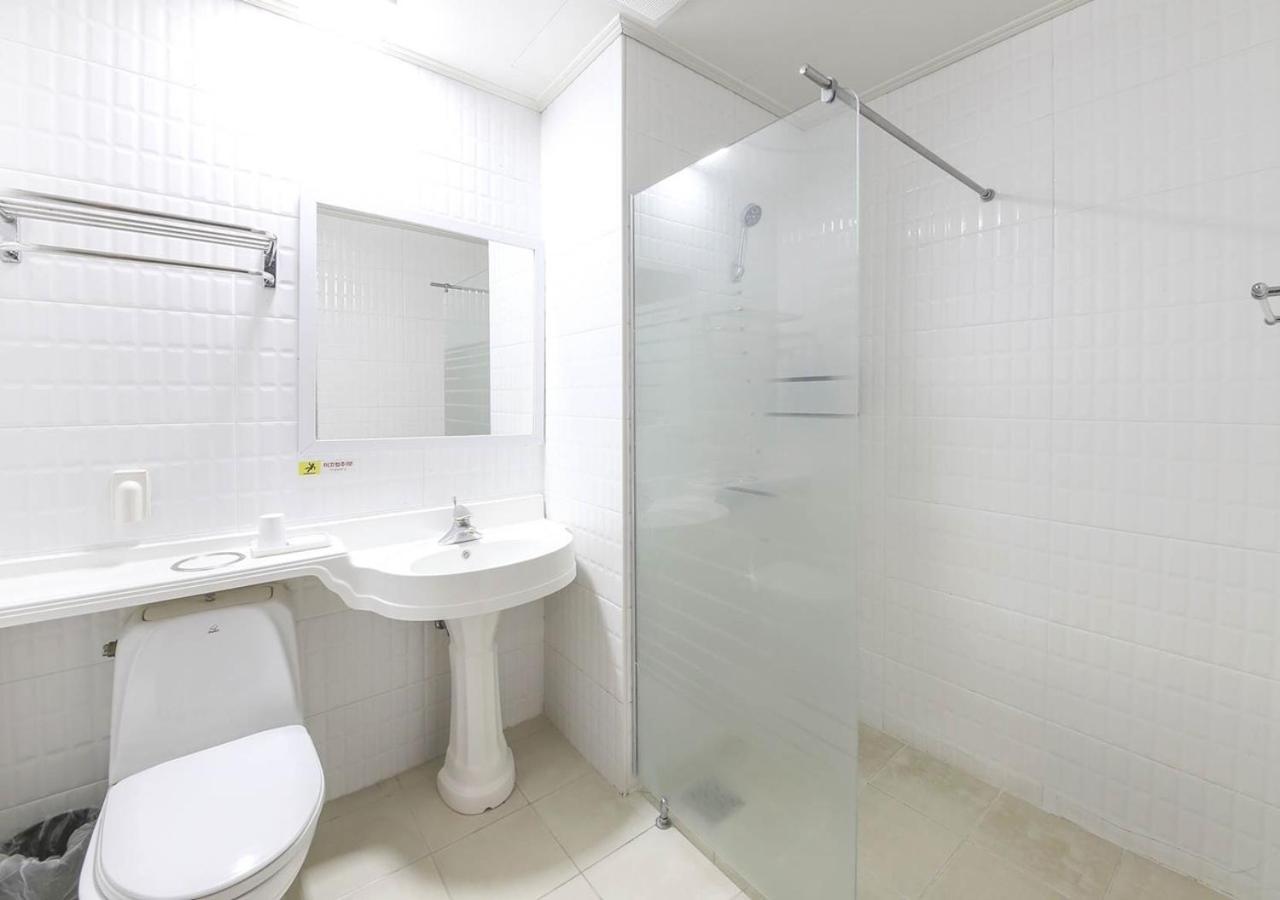 Jeju Parkside Tourist Hotel Екстериор снимка